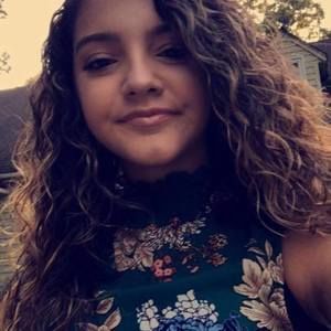 Meet your Posher, Adriana